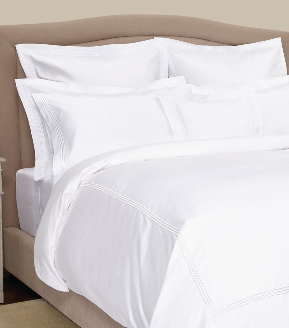 Peter Reed Lancaster double duvet cover 200cm x 200cm, imported from the UK