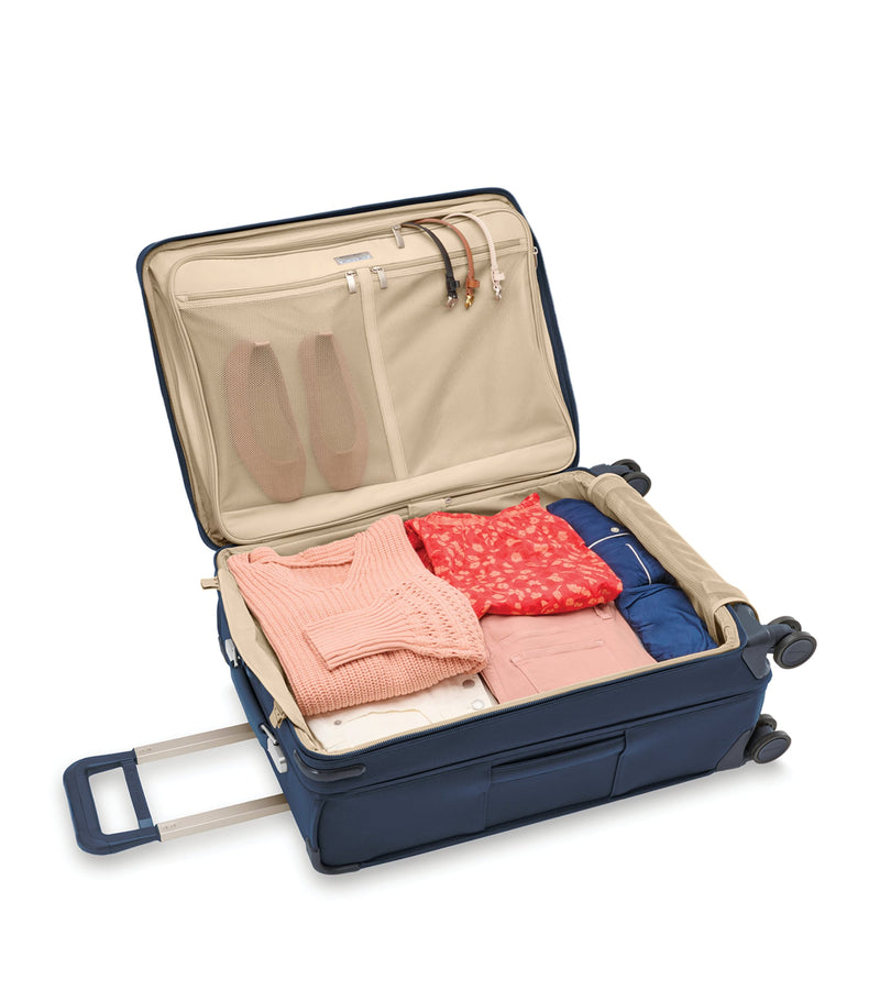 Briggs & Riley Medium Expandable Spinner Suitcase 66cm - British product