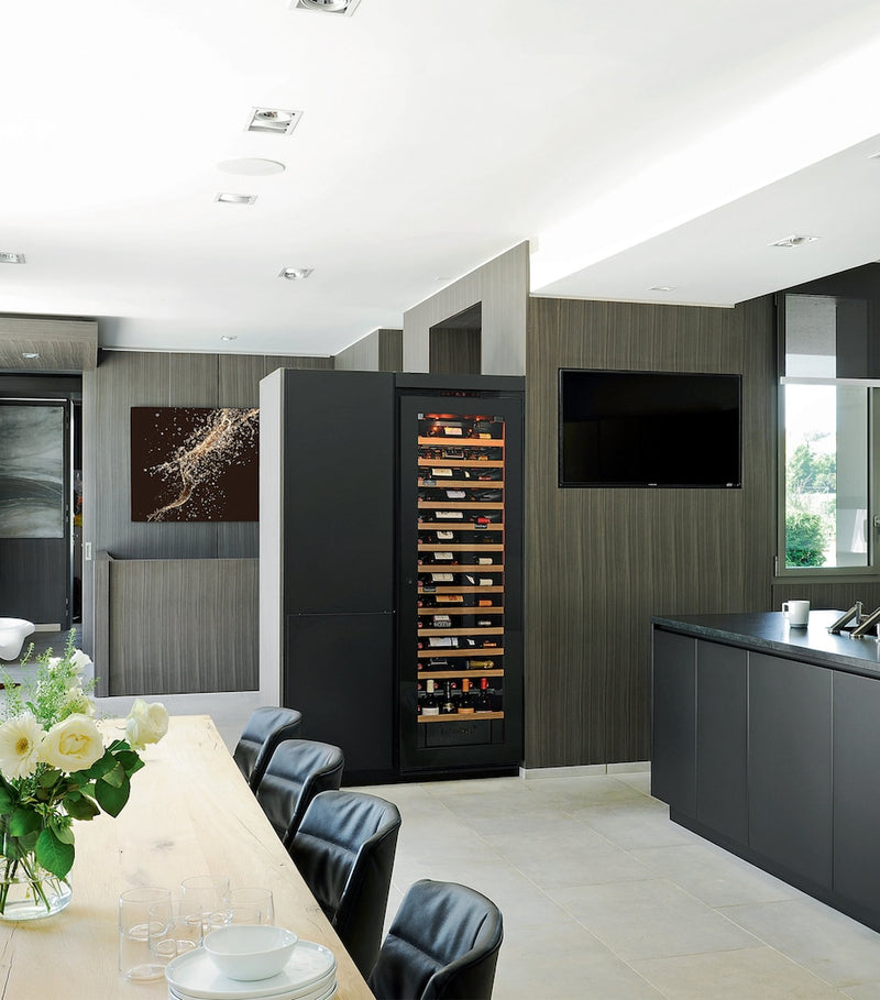 Eurocave large single-temperature integrated wine cabinet - British product
