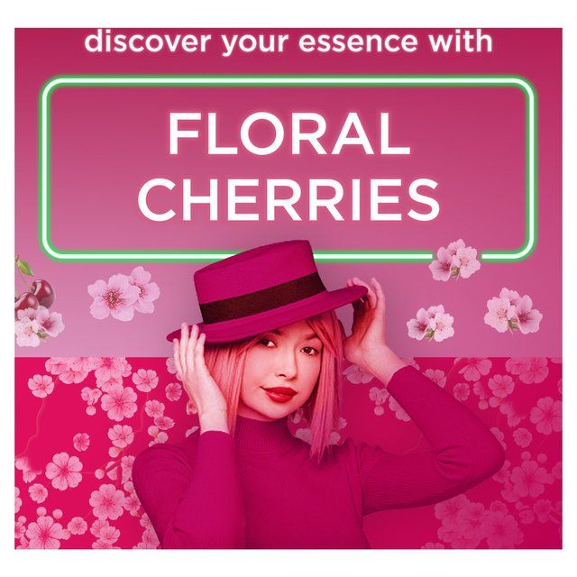 Glade Candle Floral Cherries   129g