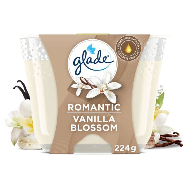 Glade Large Candle Vanilla Blossom Air Freshener   224g