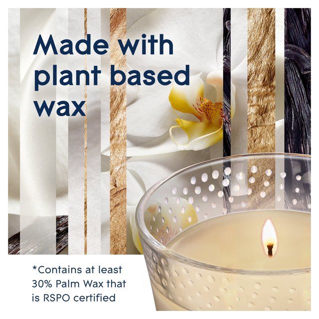 Glade Large Candle Vanilla Blossom Air Freshener   224g