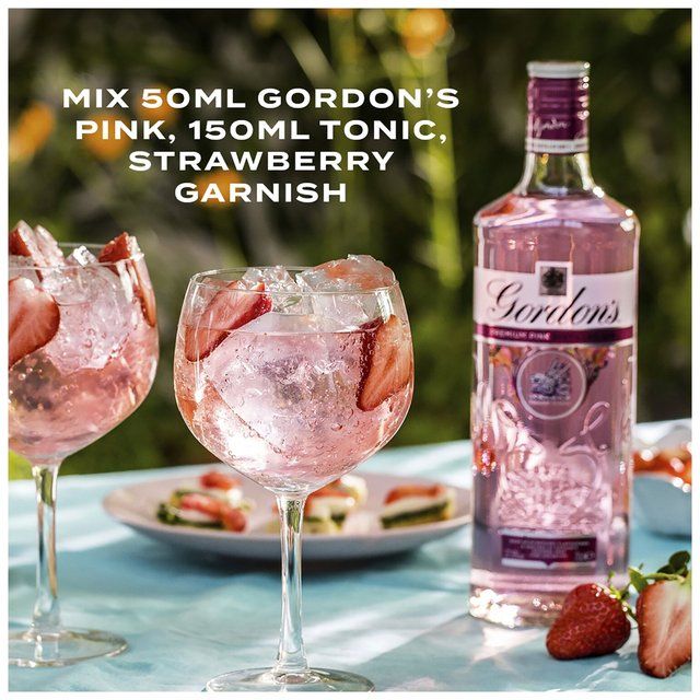 Gordon's Premium Pink Distilled Flavoured Gin   1L