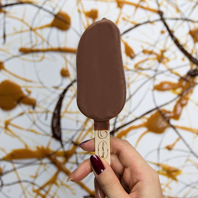 Haagen-Dazs Salted Caramel Ice Cream Bars   3 x 80ml