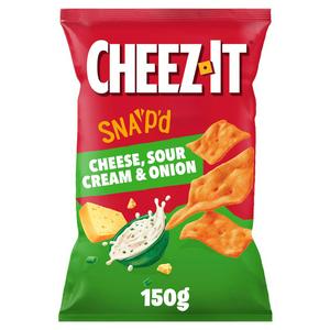 Cheez-It Sour Cream Onion Snacks 150g - British product