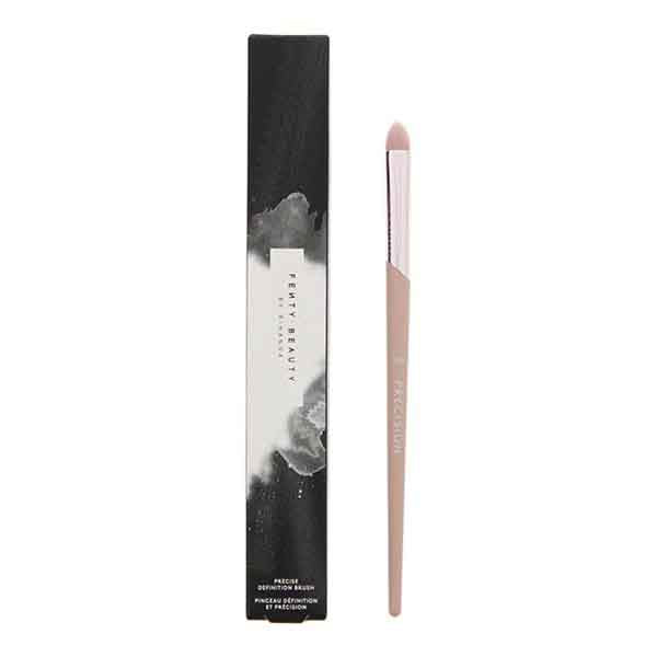 Precise Definition Eyeshadow Brush with Tapered Synthetic Bristles