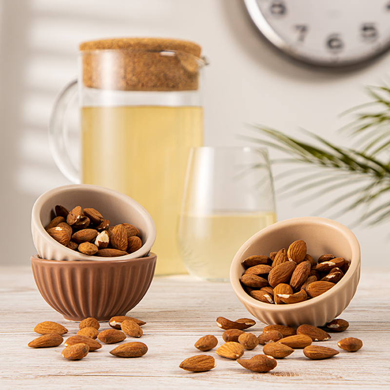 Holland  Barrett Whole Almonds 200g