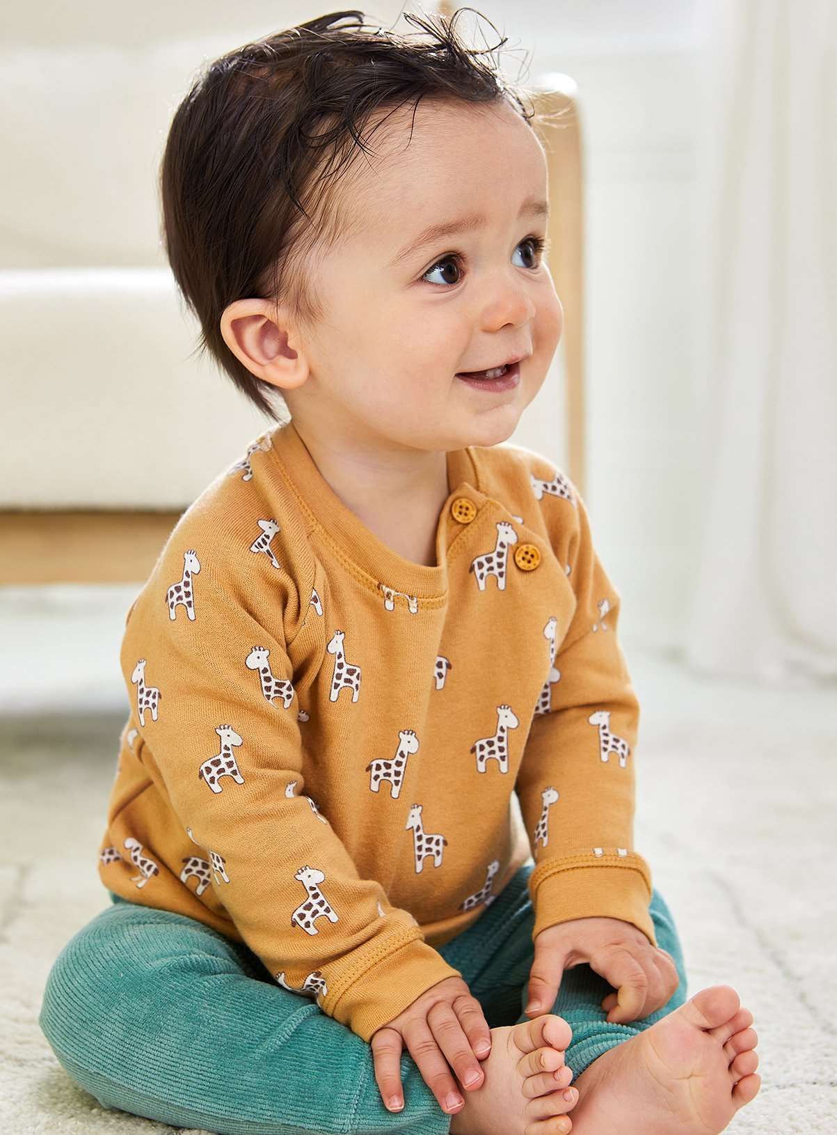 JOJO MAMAN B&amp;Eacute;B&amp;Eacute; Giraffe Sweatshirt &amp;amp; Cosy Trouser Baby Set 3-6 months
