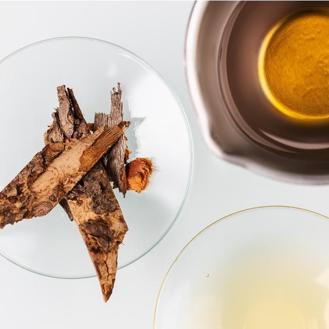 Klorane Shampoo with Quinine and Organic Edelweiss for Thinning Hair   200ml