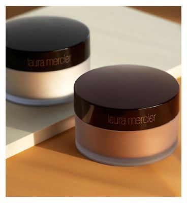 Laura Mercier Translucent Loose Setting Powder