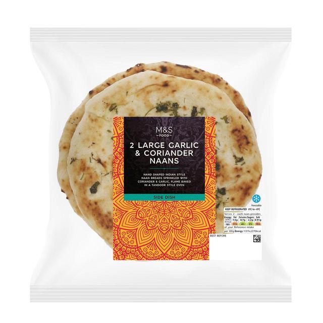 M&amp;amp;S 2 Large Garlic &amp;amp; Coriander Naans   130g