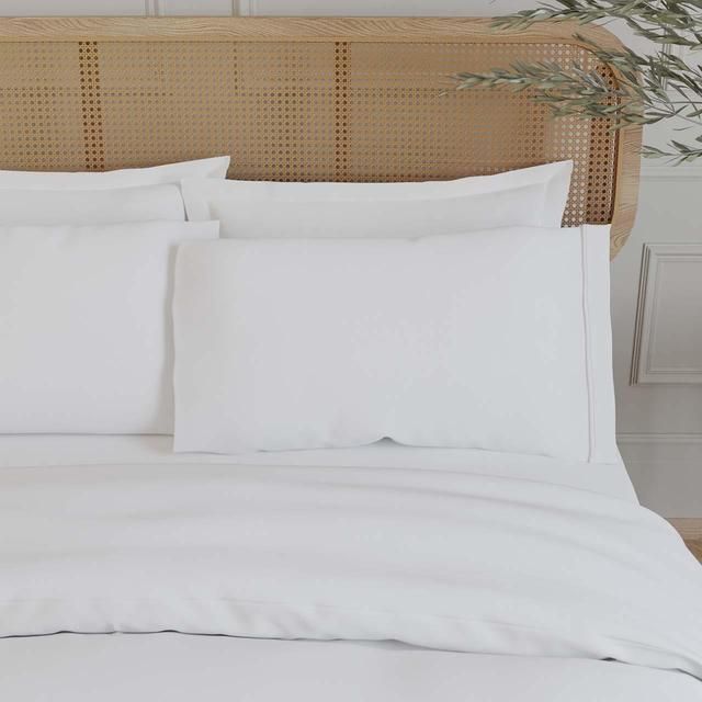 M&amp;amp;S Collection 2pk Egyptian Cotton 230 Thread Count Pillowcases Ice White   2 per pack