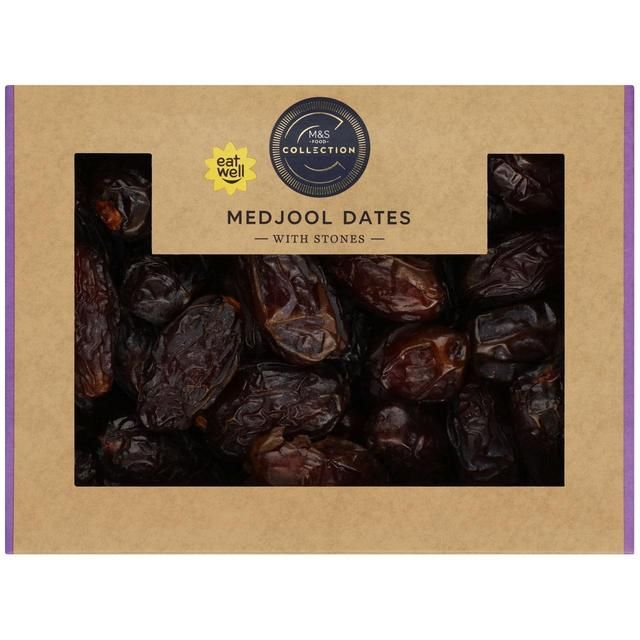 M&amp;amp;S Collection Medjool Dates With Stones   500g