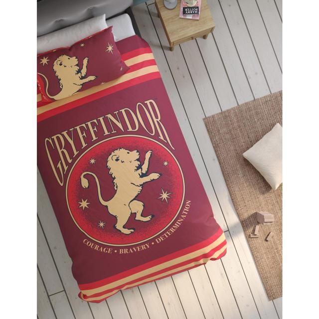M&amp;amp;S Gryffindor Bedset Burgundy