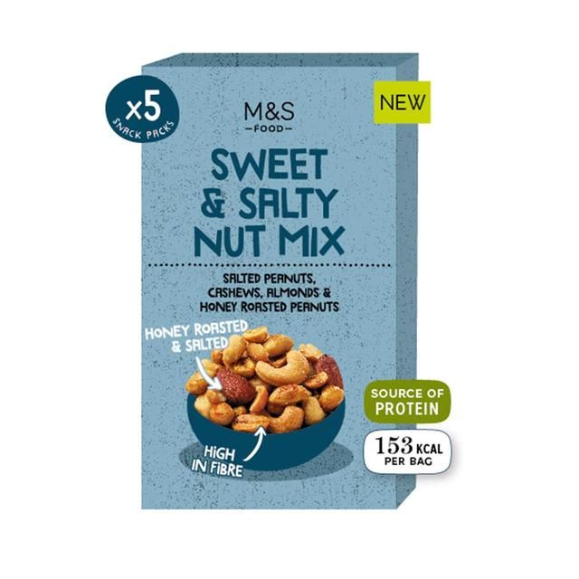 M&amp;amp;S Sweet &amp;amp; Salty Nut Mix   5 x 25g