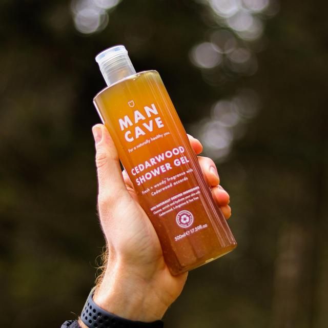 ManCave Cedarwood Shower Gel   500ml