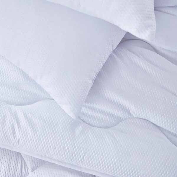 Martex Health &amp;amp; Wellness Seersucker 10.5 Tog Duvet Single