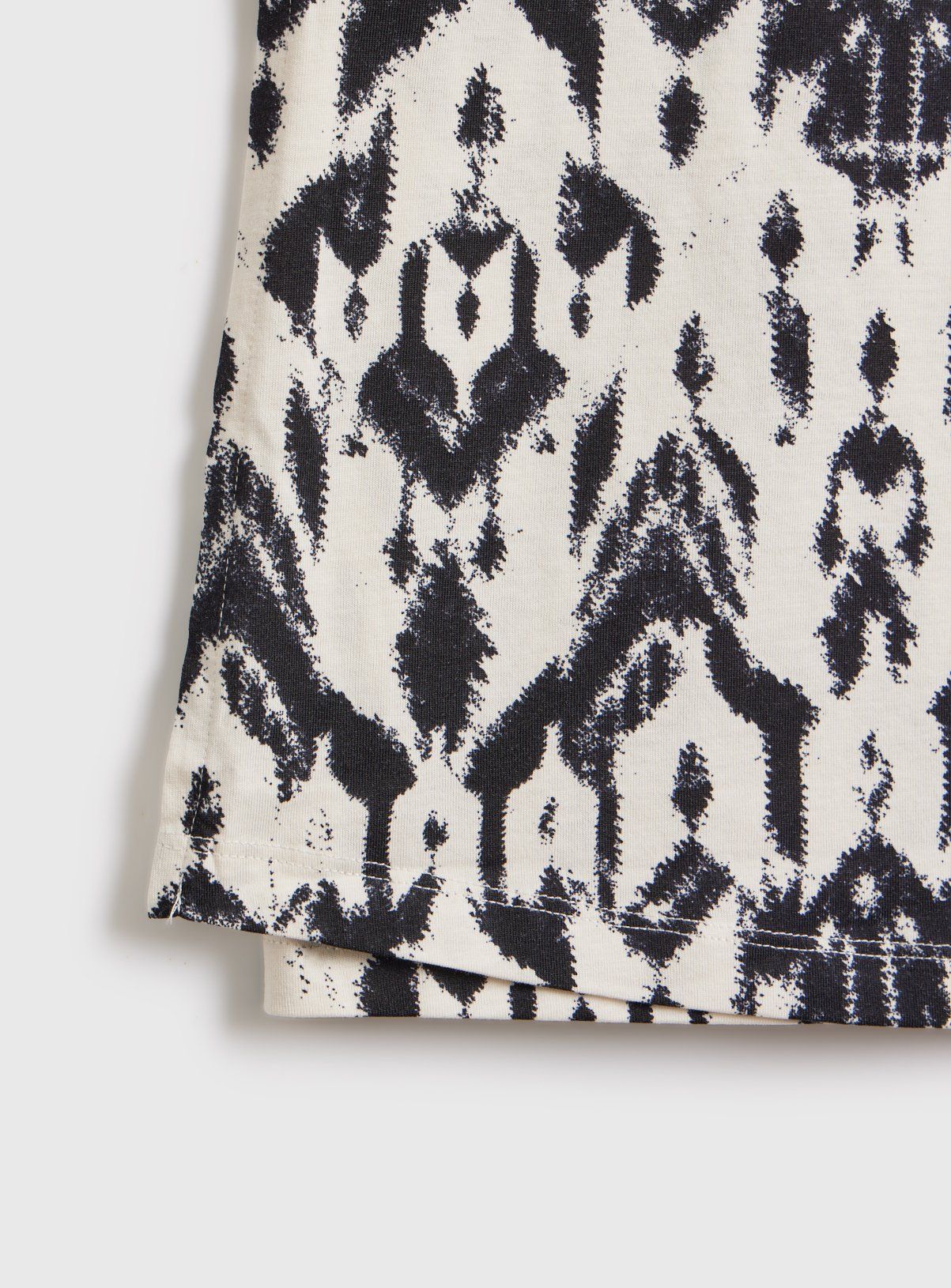 MATERNITY Nursing Aztec Print Short Sleeve T-Shirts 2 Pack 16