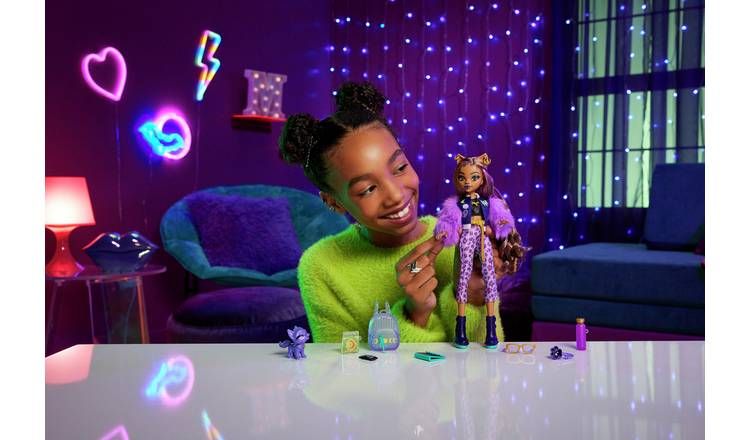 Monster High Clawdeen Wolf Fashion Doll &amp;amp; Accessories