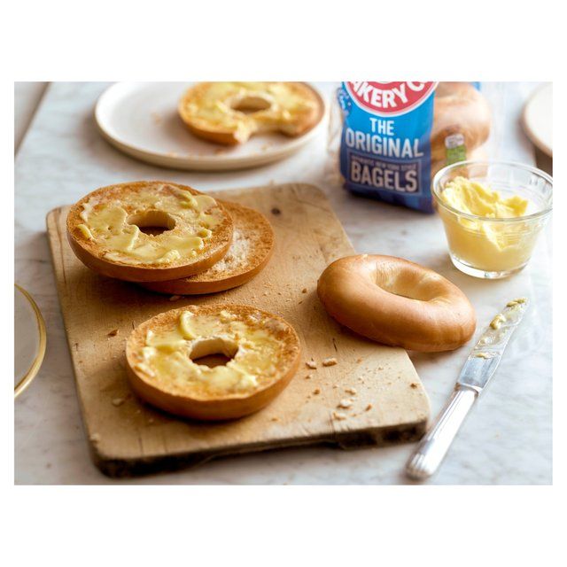 New York Bakery Co. Plain Bagels   5 per pack