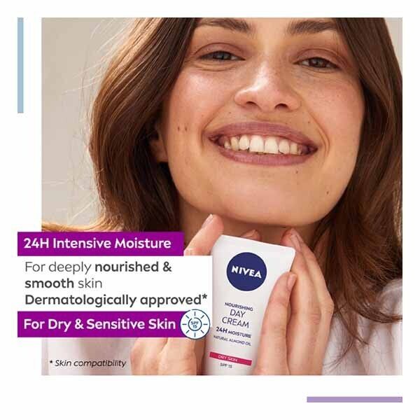 NIVEA Nourishing Day Cream Dry &amp;amp; Sensitive Skin SPF15 50ml