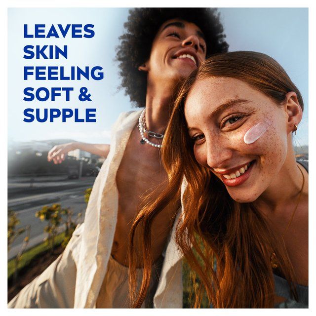 NIVEA Soft Moisturiser Cream for Face Hands &amp;amp; Body   500ml