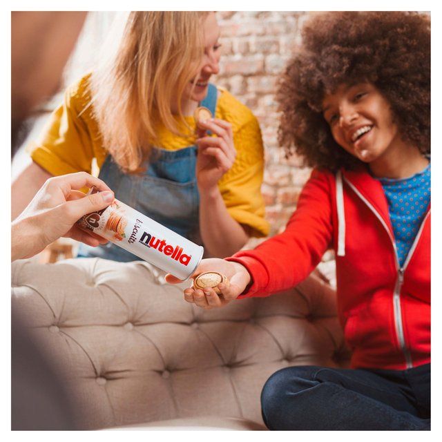 Nutella Chocolate &amp;amp; Hazelnut Biscuit Tube 12 biscuits   166g