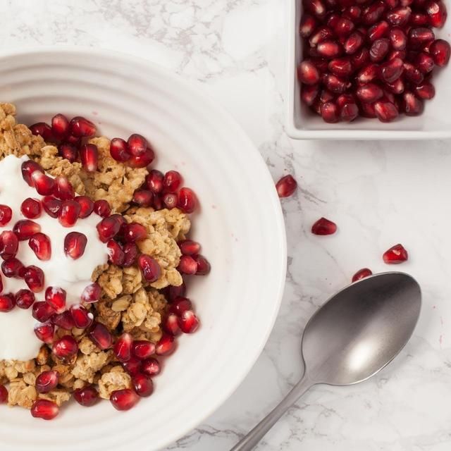 Ocado Pomegranate Seeds   250g