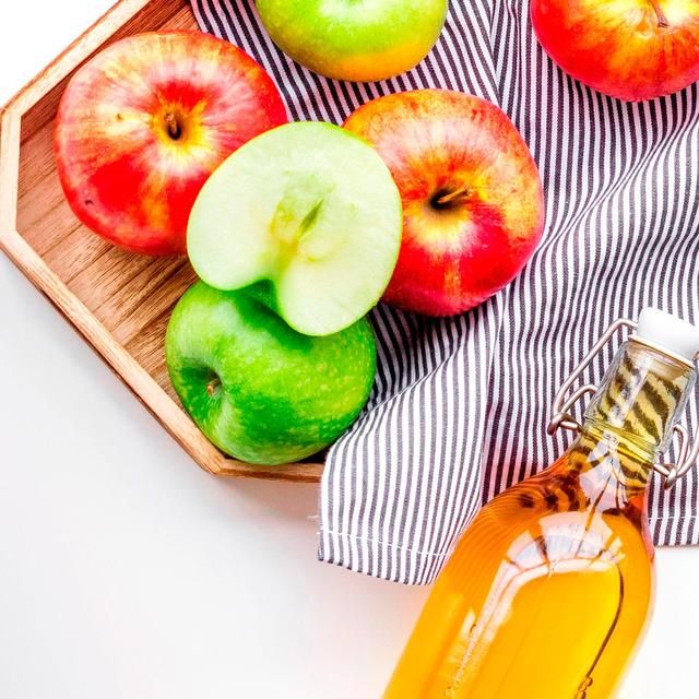 OGX Clarify &amp;amp; Shine+ Apple Cider Vinegar pH Balanced Conditioner   385ml