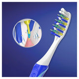 Oral-B Toothbrush Pro-Expert Pulsar 35 Medium