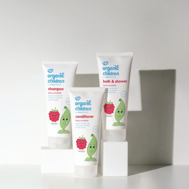 Organic Children Berry Smoothie Shampoo    200ml