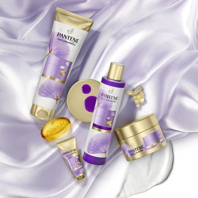 Pantene Silky and Glowing Conditioner   275ml