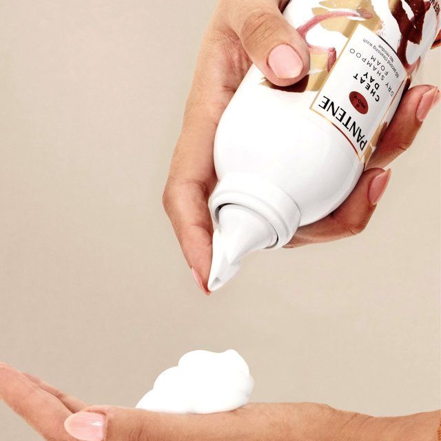 Pantene Waterless Cheat Day Foam Dry Shampoo   50ml