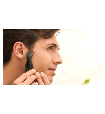 Philips Series 5000 Battery-Operated Nose, Ear and Eyebrow Trimmer - NT5650/16