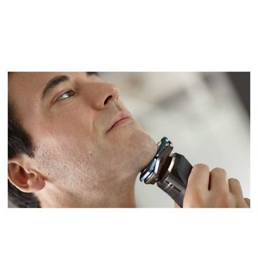 Philips Series 7000 Wet &amp;amp; Dry Electric Shaver with Charging Station, Cleaning Pod, Pouch - S7788/55