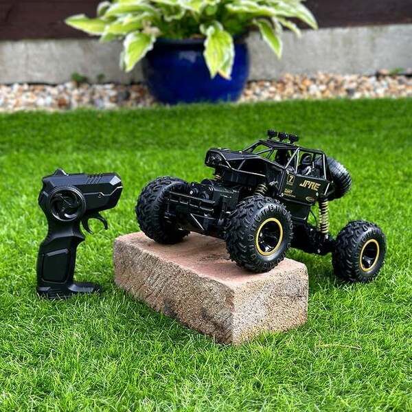 RED5 Rock Crawler 1:16 Scale Multi Terrain RC Truck
