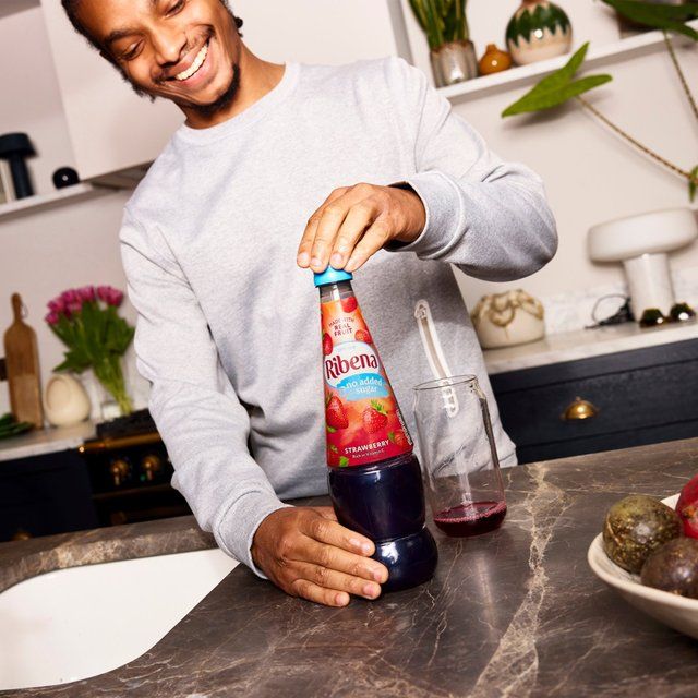 Ribena Strawberry No Added Sugar Squash   850ml